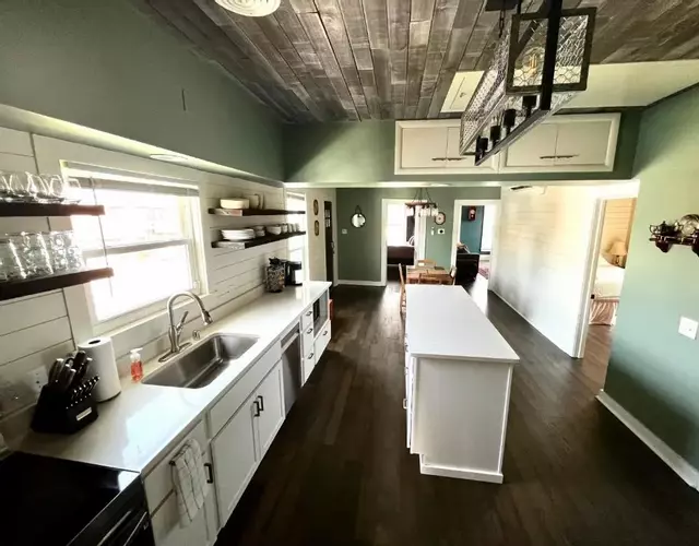 The Historic Downtown Suite