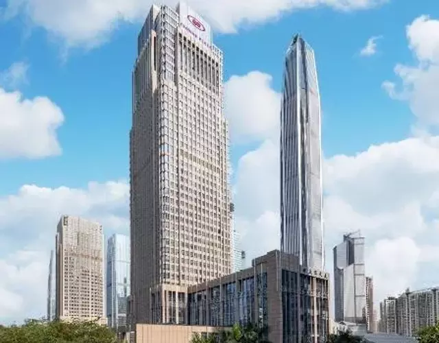 Crowne Plaza Shenzhen Futian, Near to Shenzhen Convention&Exhibition Centre, Shenzhen Stock Exchange and Shenzhen Civic Center, Outdoor Heated Pool