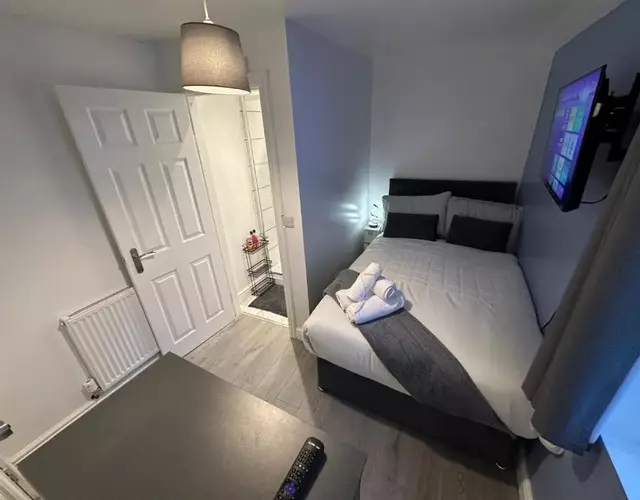 Thornton Road Lodge -Room 2