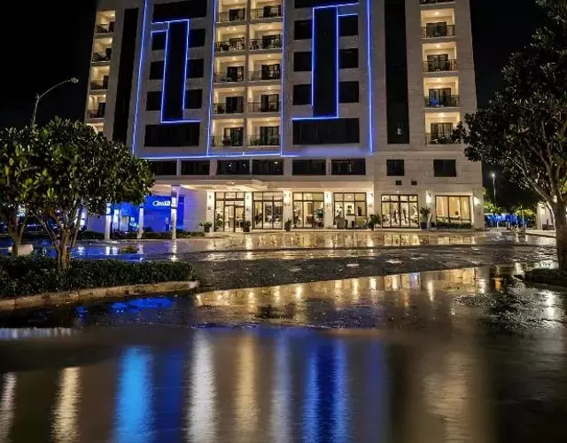 Coral Beach Hotel & Spa