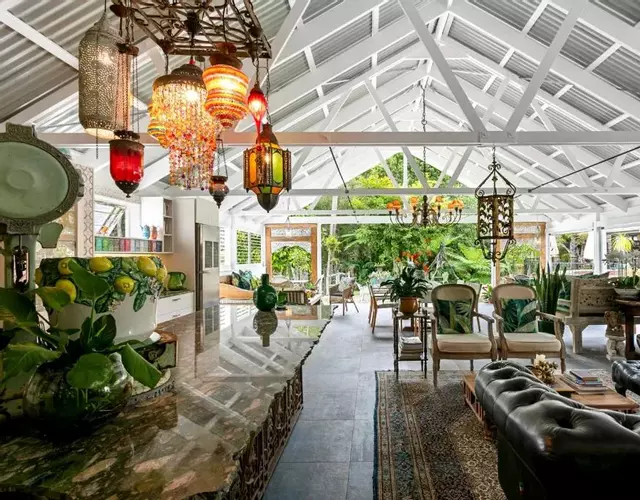 Noosa Valley Manor B&B