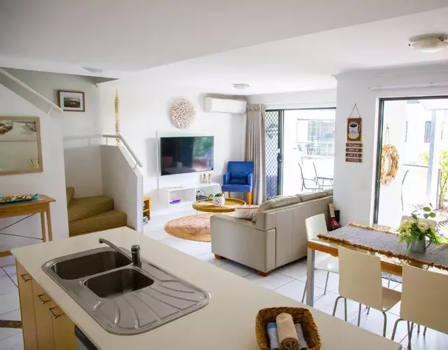 Tropical Getaway in 2 Bedroom Unit in 4 star Resort