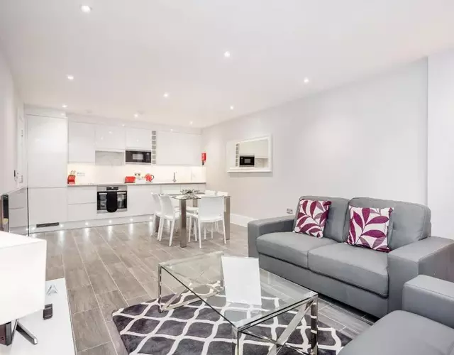 Roomspace Serviced Apartments - The Legacy