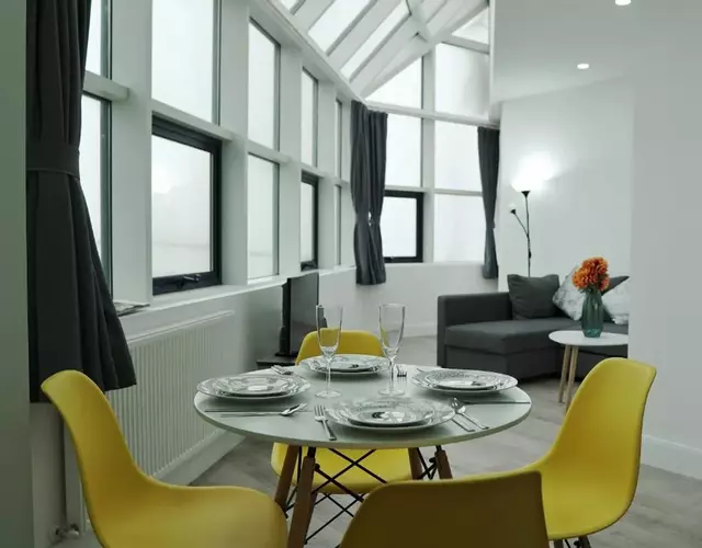 Sapphire House Apartments