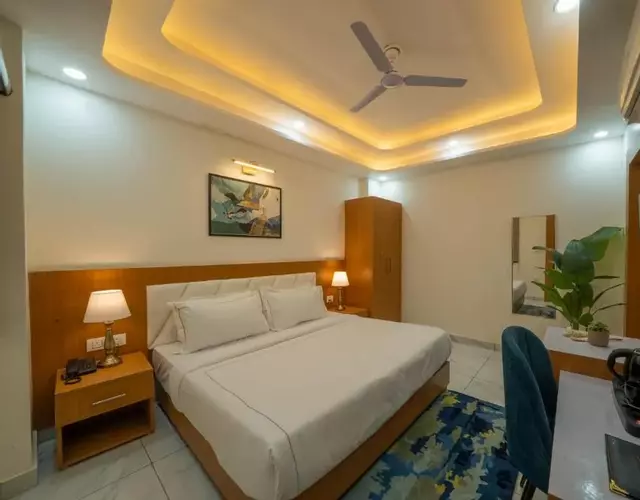 Krishna Abode by Perfect Stayz near Prem Mandir