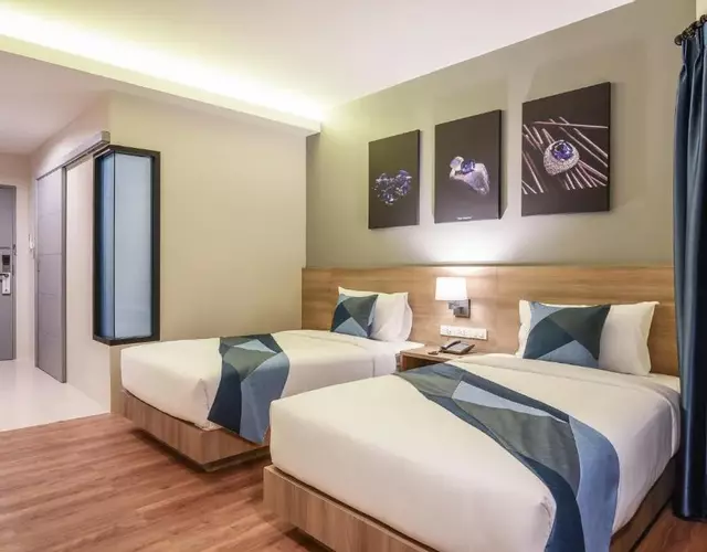 Little KANHA ji PG 10 Room82798s58346 Hotal, also taxi and Activa rent