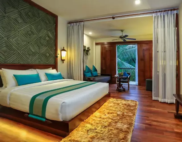 Lotus Blanc Hotel