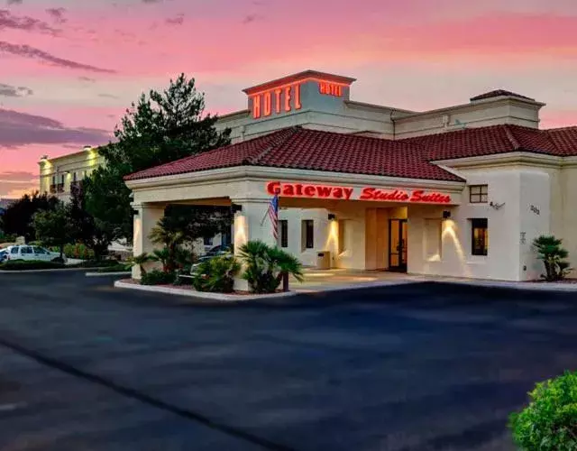 Gateway Studio Suites