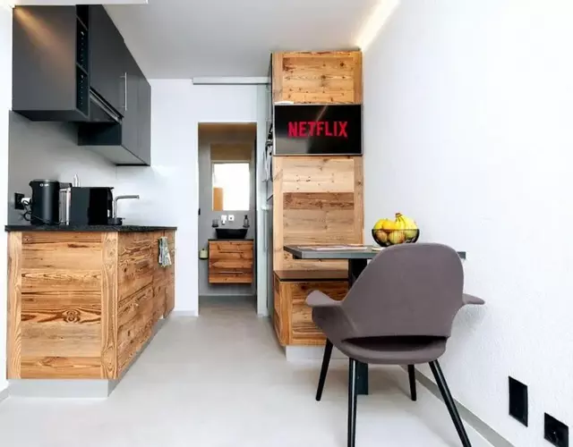 Small but WOW! Studio with pool @ the central lake