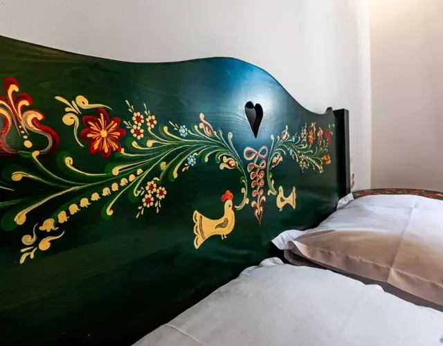 Casa Cu Usi - House of Doors