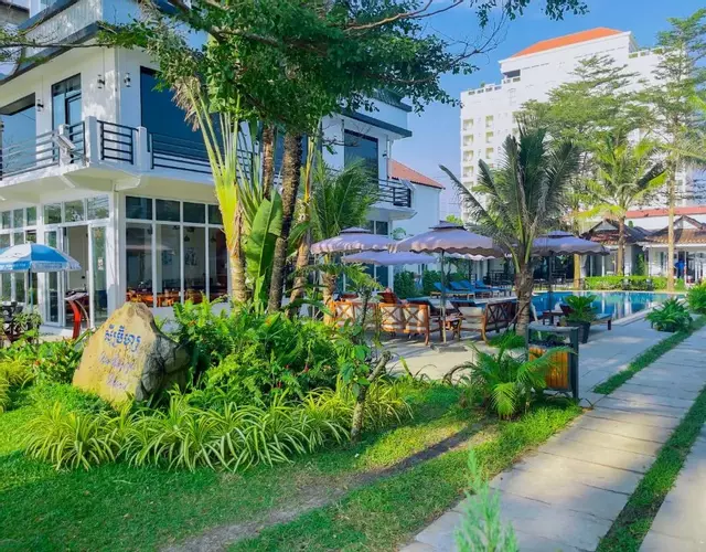 Sea Breeze Resort