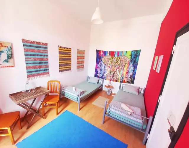 Meraki Hostel