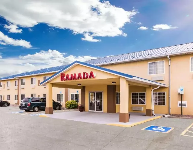 Ramada by Wyndham Sioux Falls