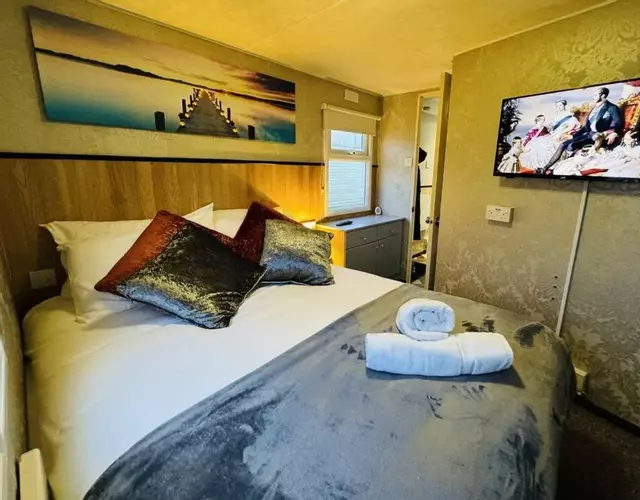 Golden Sands Holiday Home