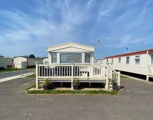 Lisa caravan hire