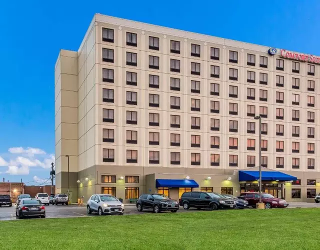 Comfort Suites Chicago O'Hare Airport