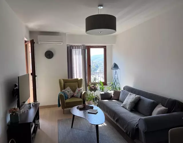 Modern Flatiron Apartment, Skopje Center