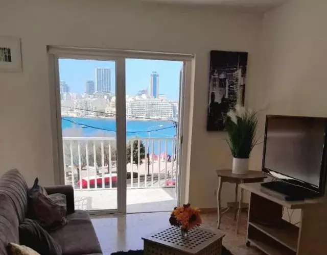 Cozy Seaview Apartment Sliema S6