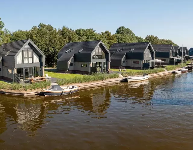 Water Villa in Balk by Slotermeer Lake