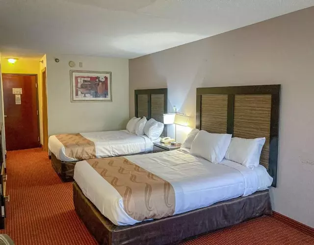 Motel 6 Elkhart, IN