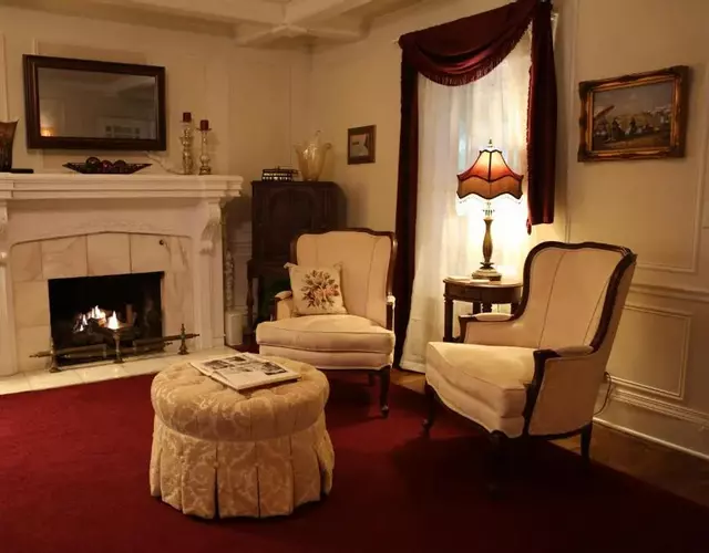 Martha's Vineyard B & B