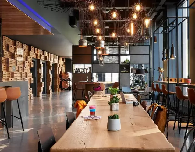 Moxy Edinburgh Fountainbridge