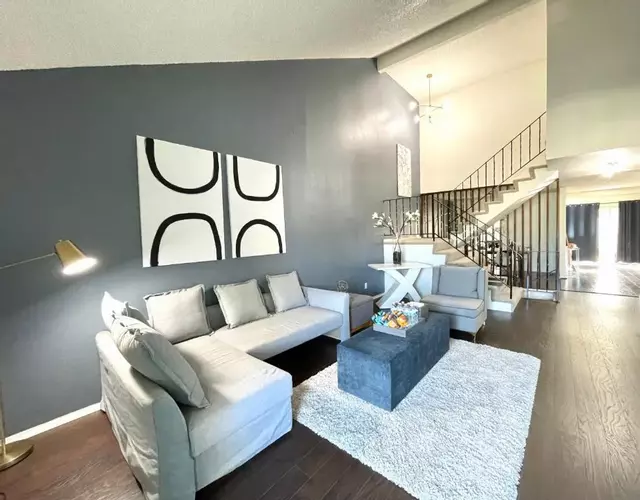 SFO Airport/S San Francisco Sweet Home