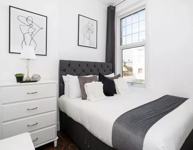 1 Bed Apartments, 2 Mins to Beach, Sleeps 4