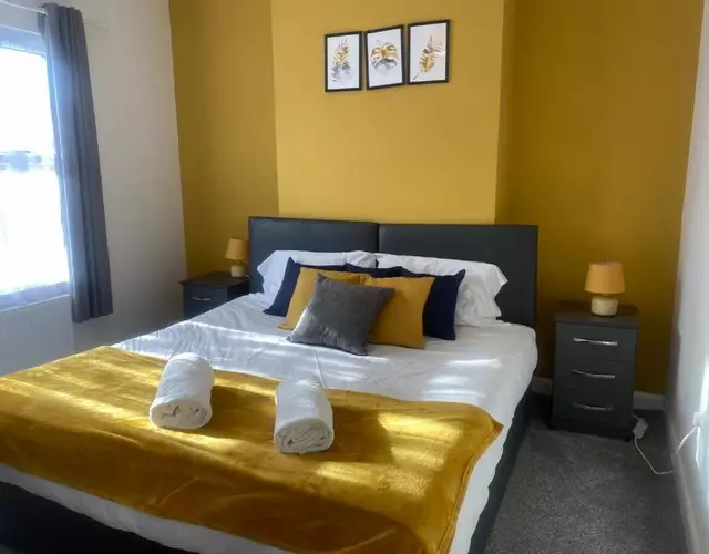 Spacious 3BR House Near Southend Pier