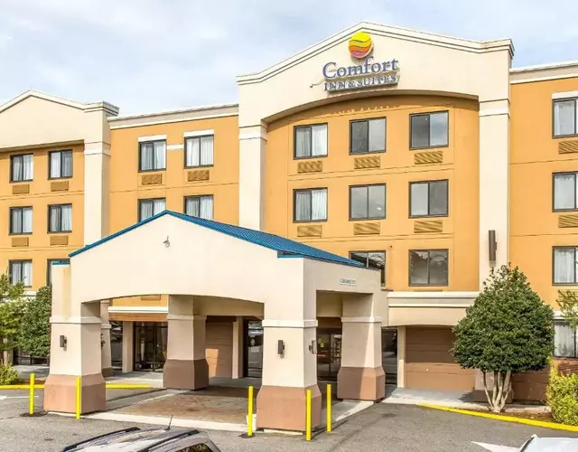 Comfort Inn & Suites Meriden East