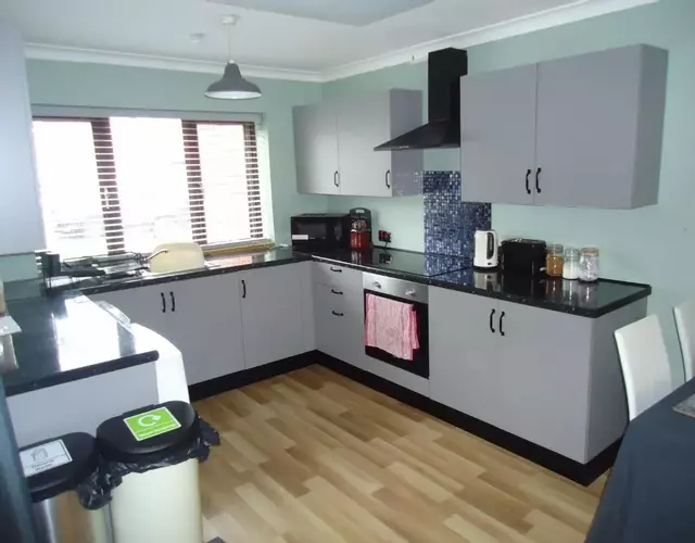 3 bedroom house, Market Deeping -nr Peterborough, Stamford, Spalding