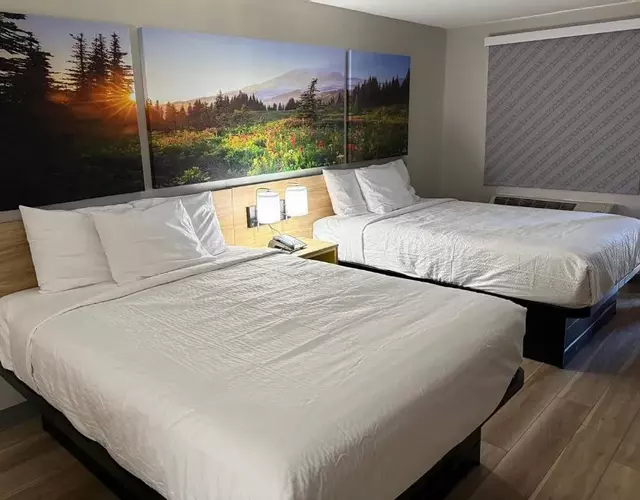 Days Inn by Wyndham Reno