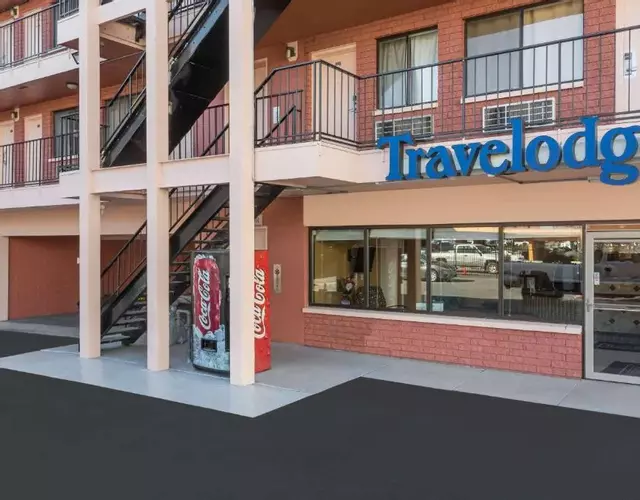 Travelodge by Wyndham Reno