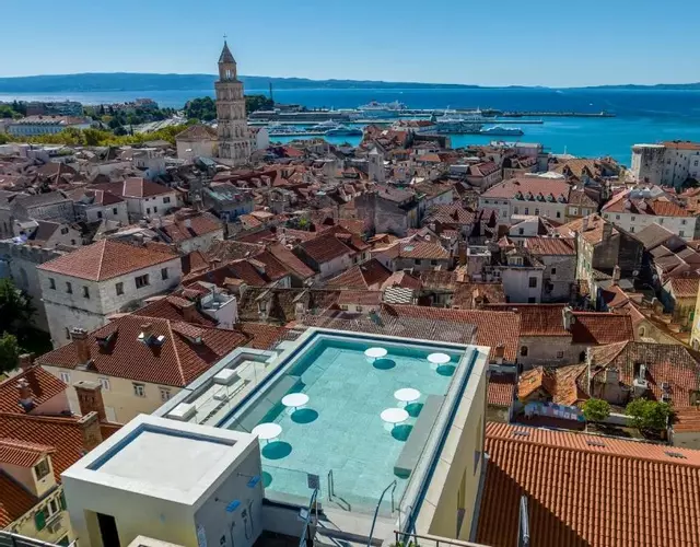 Cornaro Hotel