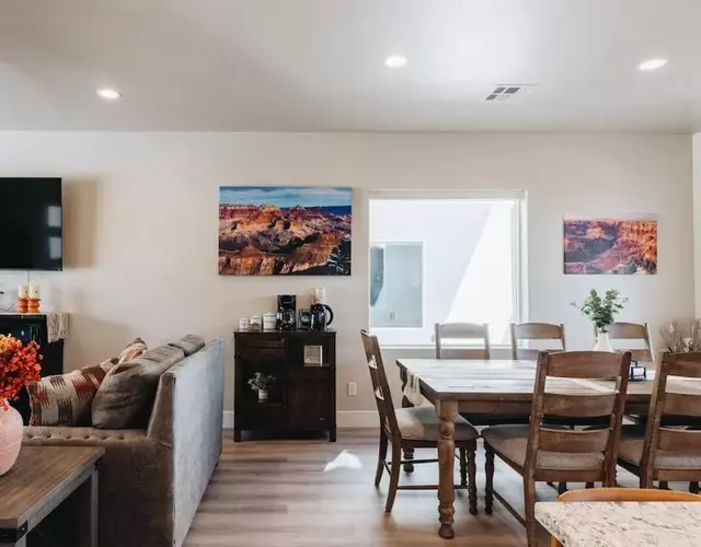 Grand Canyon-4bed,3bath,hot tub