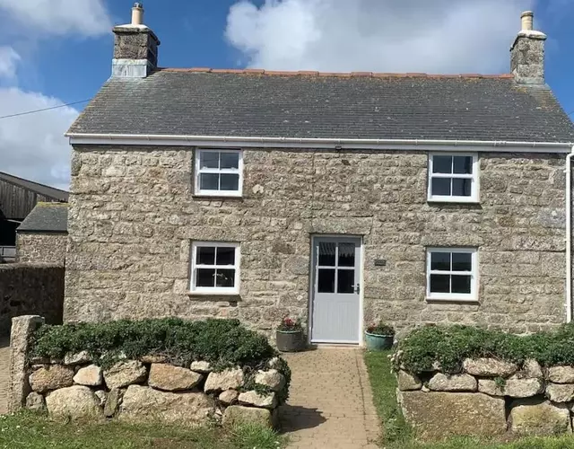 Folly Farm Cottage, Cosy, Secluded near to St Ives