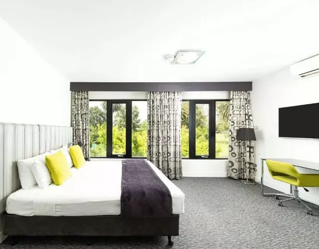 Comfort Hotel East Melbourne
