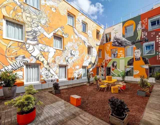 B&B HOME Paris Mairie de Saint-Ouen