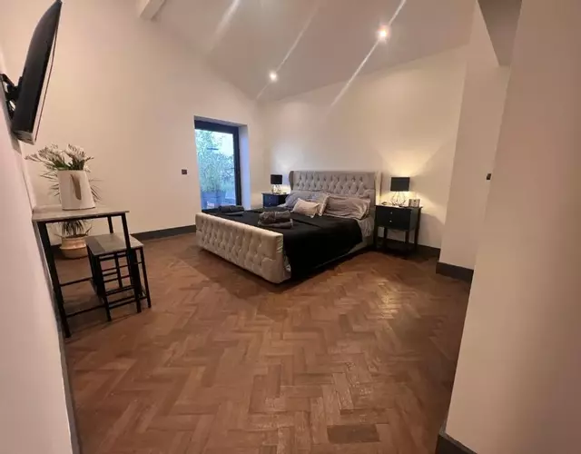 Marmalade Barn Guest Suite with wet room