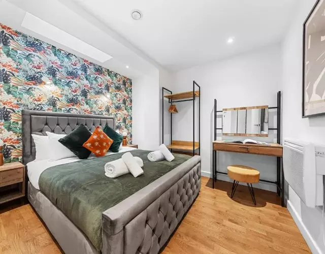 Modern One Bedroom Apartment London - Staines TW18