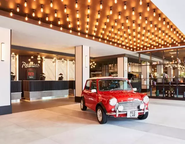 Radisson RED London Heathrow