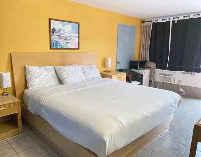 Tides Inn at Stehli Beach