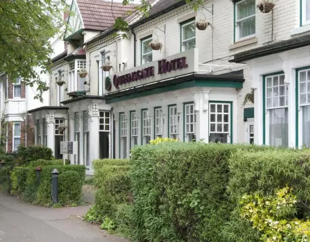 The Queensgate Hotel