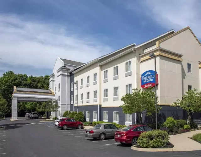 Fairfield Inn & Suites by Marriott State College