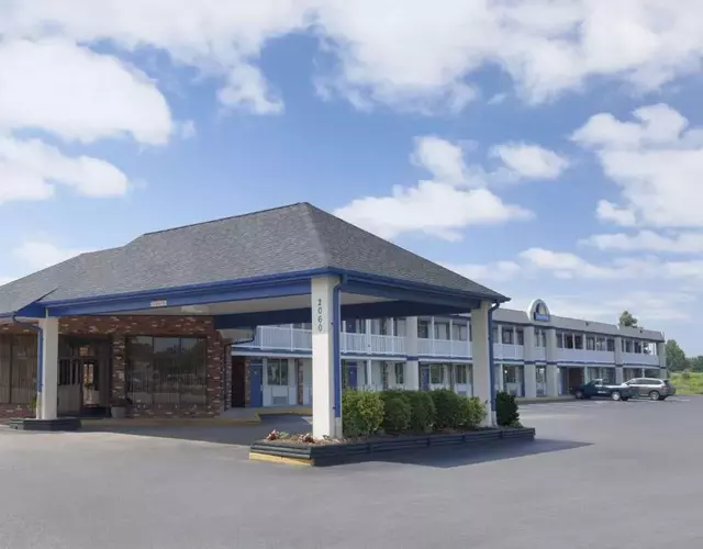 Days Inn by Wyndham Waynesboro