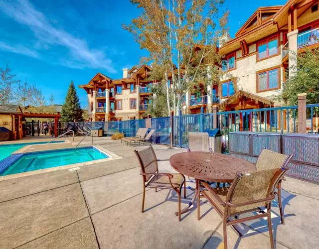 EagleRidge Lodge and Townhomes