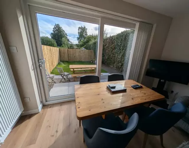 19 Snowdon Apartment