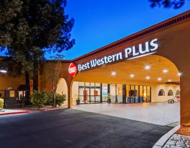 Best Western Plus Heritage Inn
