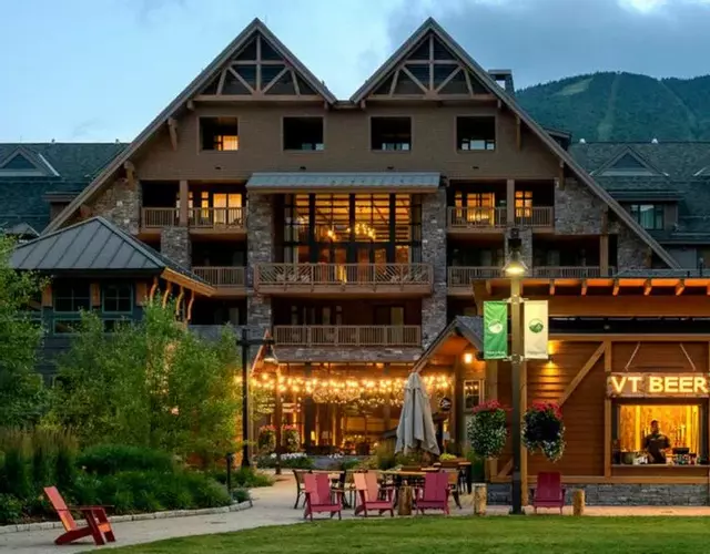 1310A 2bdrm Let It Snow 3rd Floor Mountain and Spruce Peak Views By Stowe Mountain Rentals