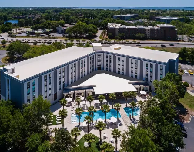Hotel Indigo Mount Pleasant by IHG